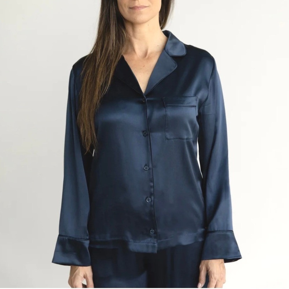 Cozy Earth Pajama Top Silk Women Serenity Classic Long Sleeve Navy Blue Small